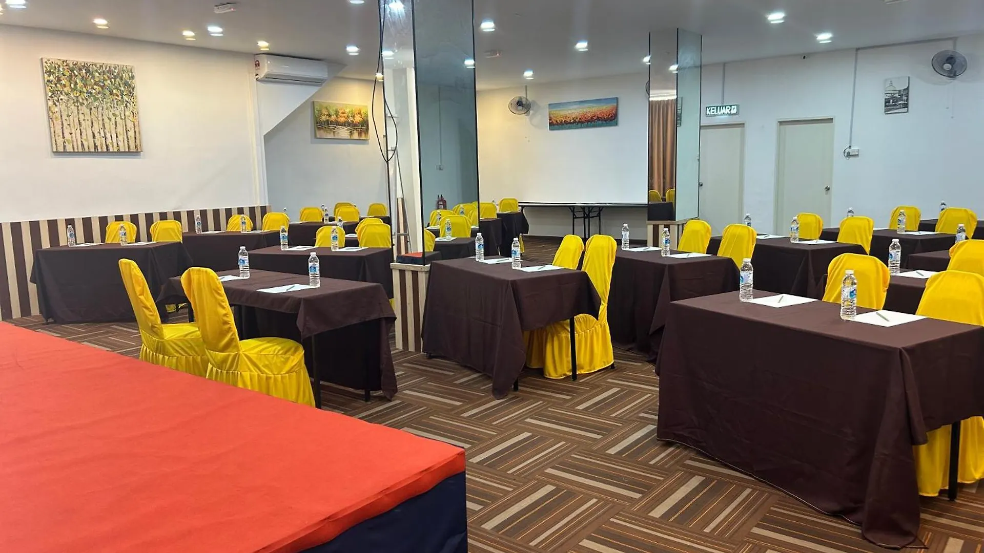 马六甲里维埃拉套房公寓 Malacca 酒店