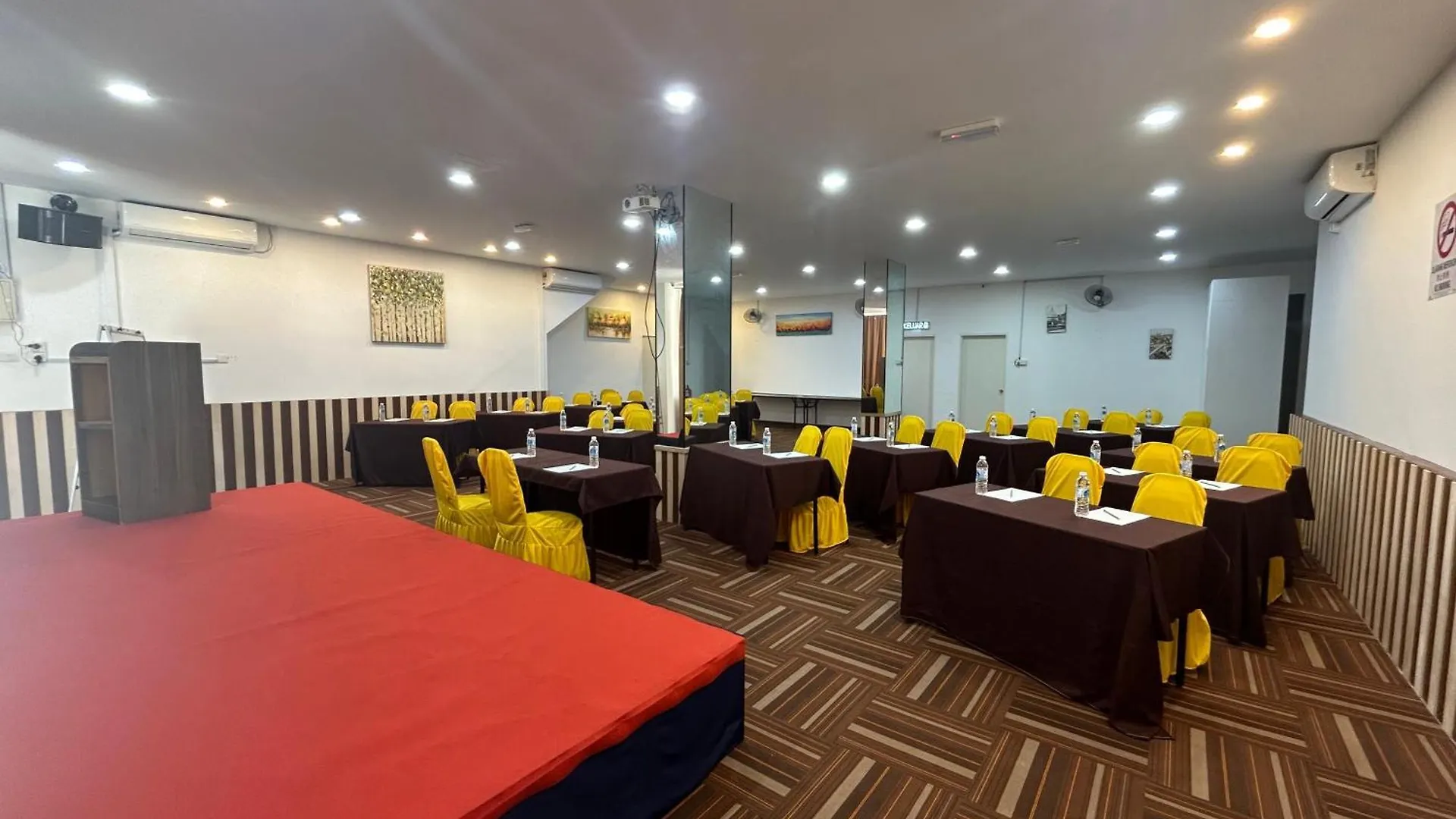 **** Otel Riviera Suites Melaka Malezya